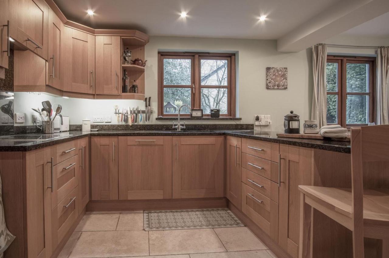 Llais Afon - 3 Bedroom Holiday Home - 피시가드 외부 사진