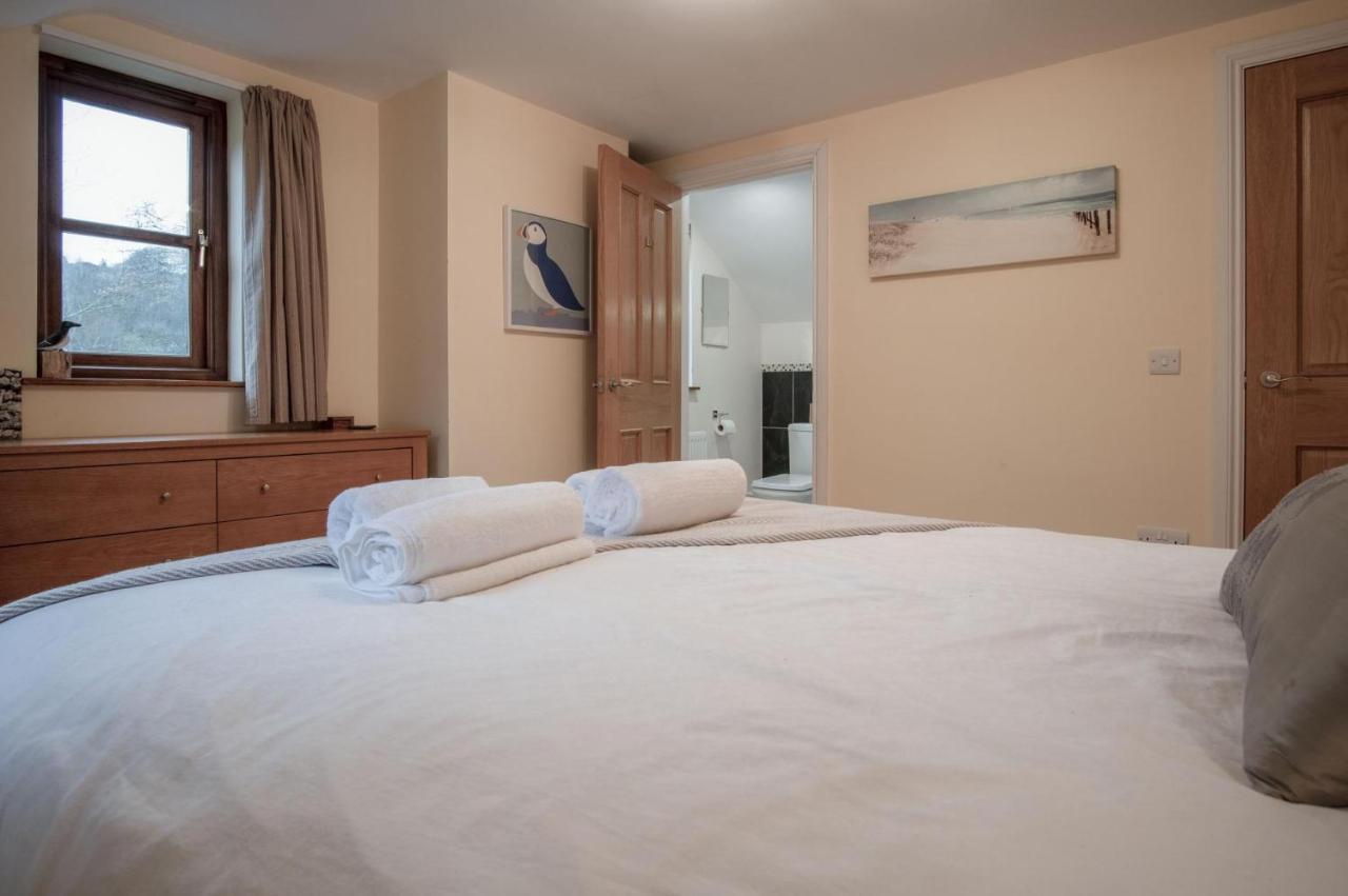 Llais Afon - 3 Bedroom Holiday Home - 피시가드 외부 사진