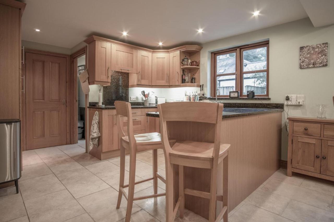 Llais Afon - 3 Bedroom Holiday Home - 피시가드 외부 사진