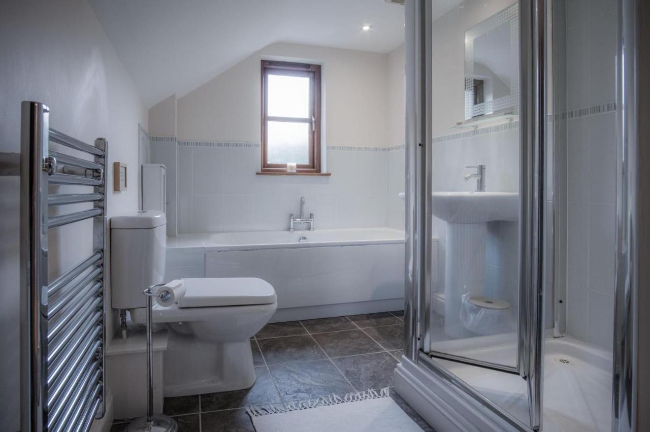 Llais Afon - 3 Bedroom Holiday Home - 피시가드 외부 사진