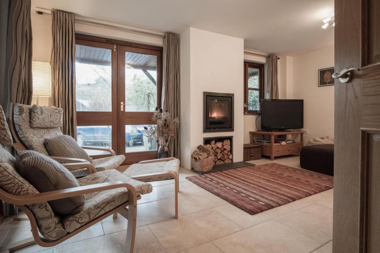 Llais Afon - 3 Bedroom Holiday Home - 피시가드 외부 사진